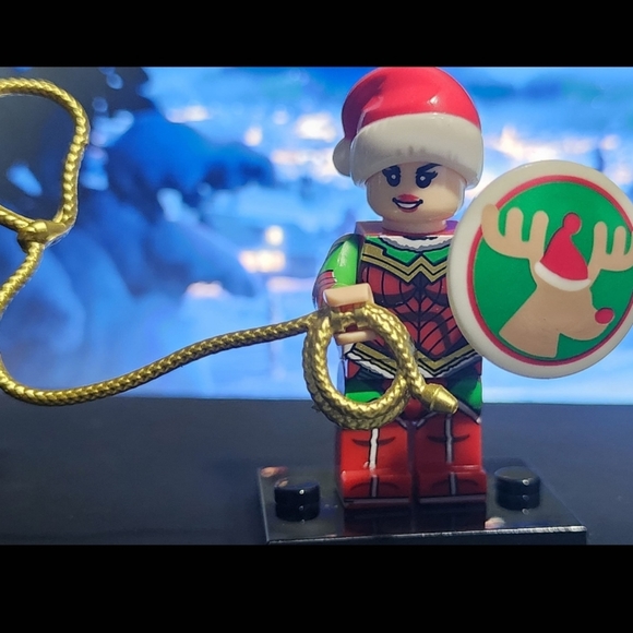 Complete Wonderwoman, Superman,Bat man christmas night custom lego Minifigure - Picture 7 of 10